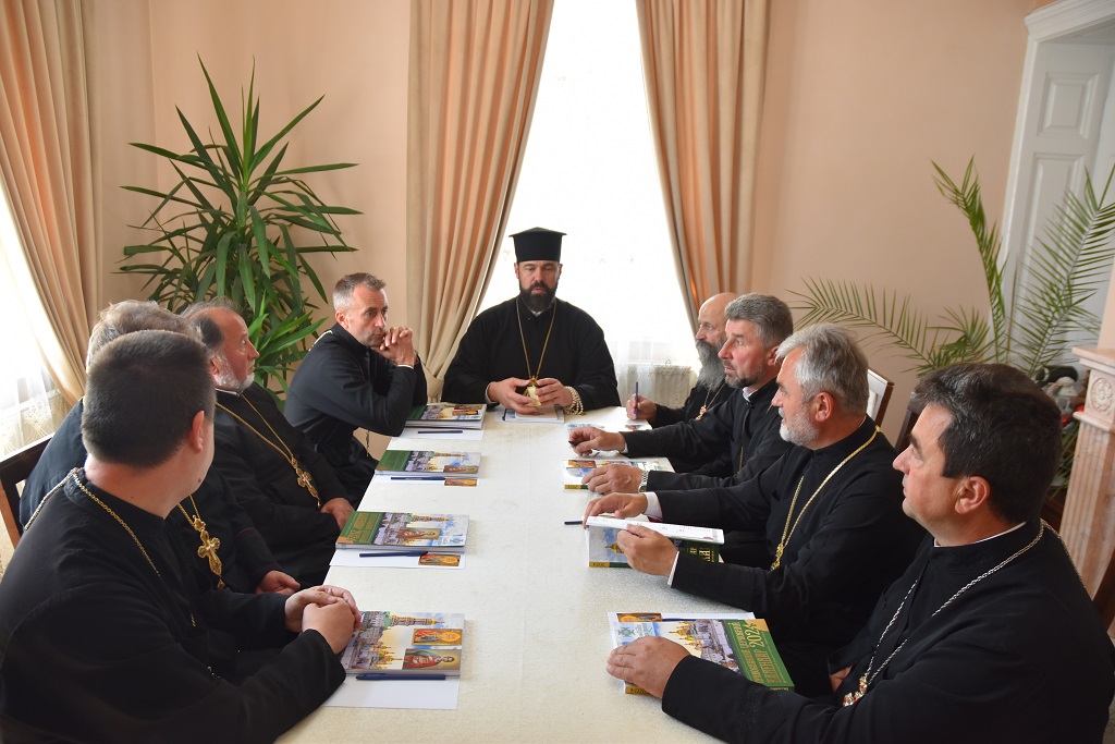Правлячий Архієрей провів збори благочинних Коломийської Єпархії