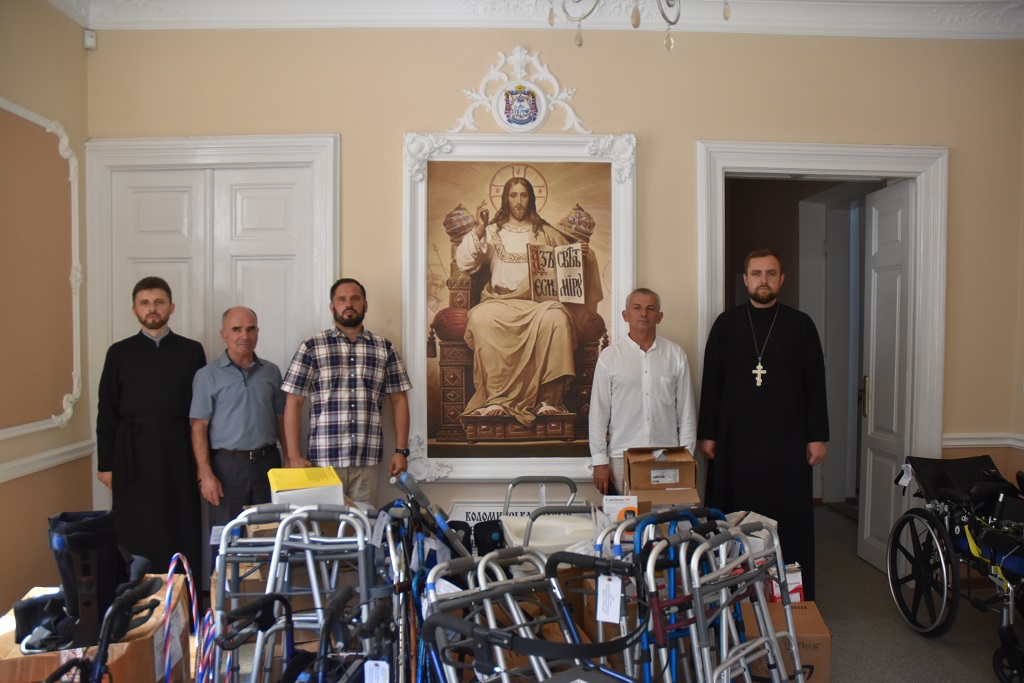 Гуманітарна медична допомога для пацієнтів КНП “Коломийська центральна районна лікарня” від Єпархіальної Благодійної ініціативи “Захистимо життя”
