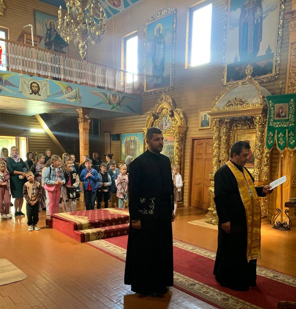 Паломницька поїздка дітей Катехитичної школи Храму села Великий Ключів до Манявського Хресто-Воздвиженського чоловічого монастиря