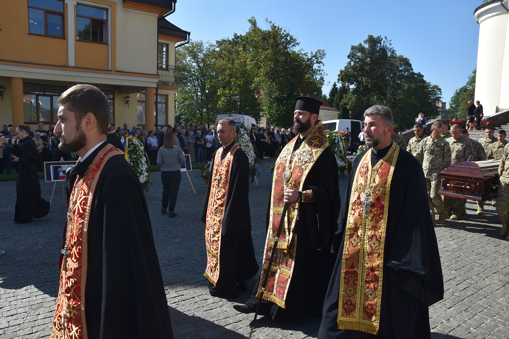 Преосвященний Владика Юліан взяв участь у Чині похорону Народного депутата України Андрія Іванчука