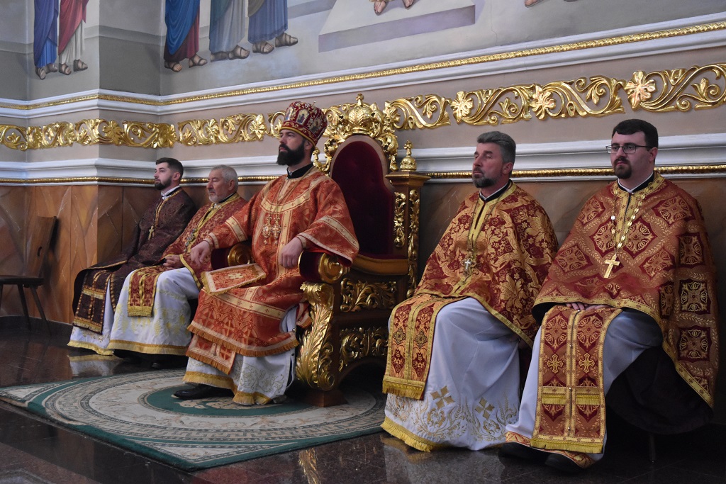 Архієрейське служіння на свято Воздвиження Чесного і Животворчого Хреста Господнього