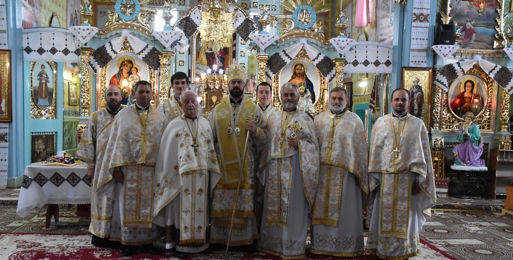 Урочисте Архієрейське богослужіння у Храмі села Вербовець