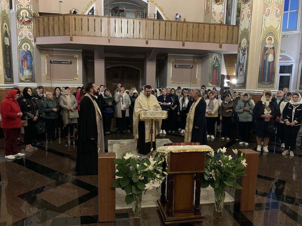 Освітяни Верховинського району відвідали головну Святиню Коломийської Єпархії