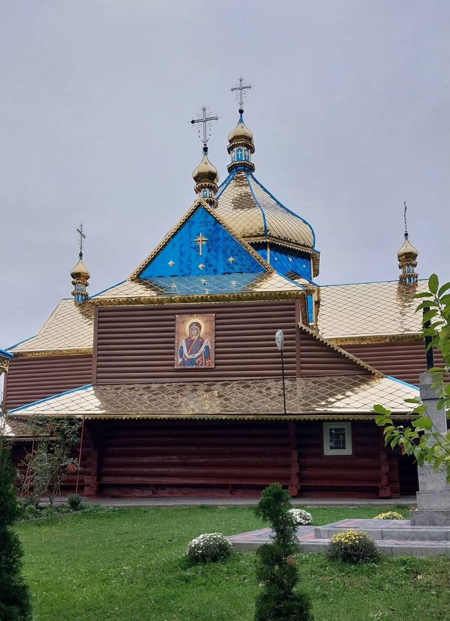 Храм Покрови Пресвятої Богородиці села Чехова