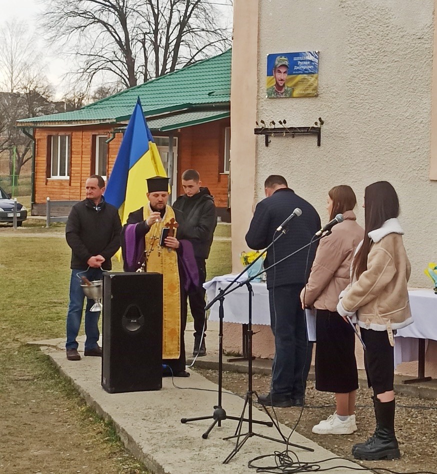 Відкриття та освячення пам’ятної дошки загиблому Герою Руслану Шелембину в селі Молодятин