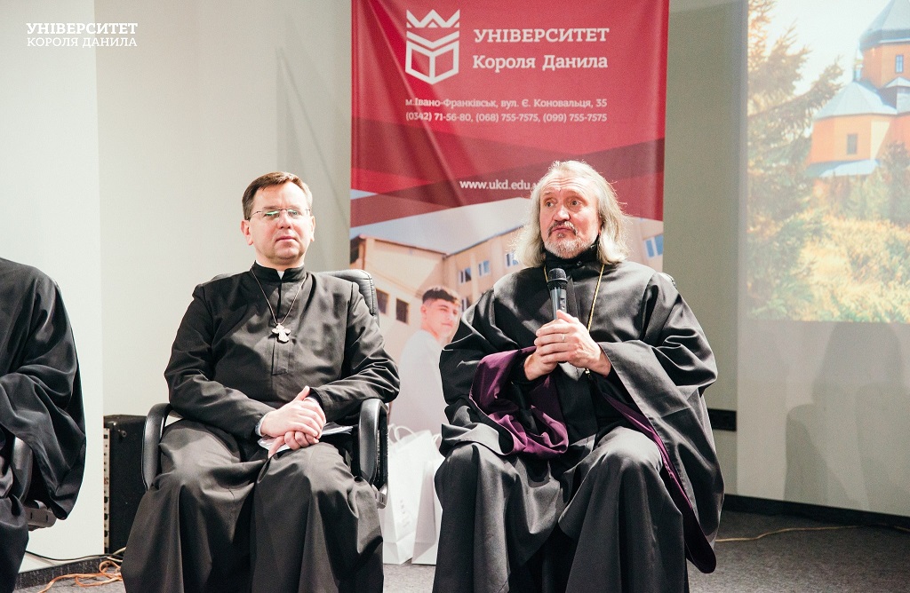 Настоятель Храму села Криворівня взяв участь у Форумі “Cакральні Карпати” в місті Івано-Франківськ