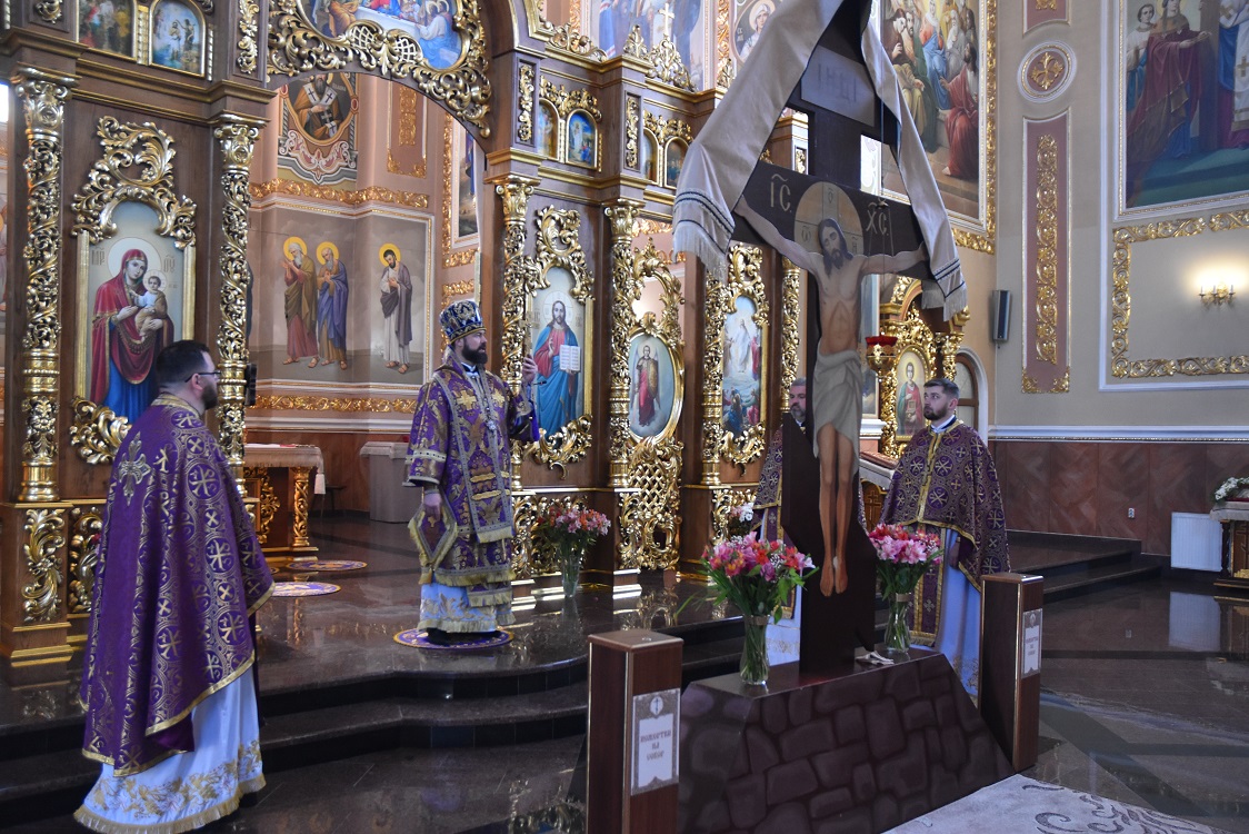 Архієпископ Юліан звершив останню в цьому році Літургію Ранішосвячених Дарів