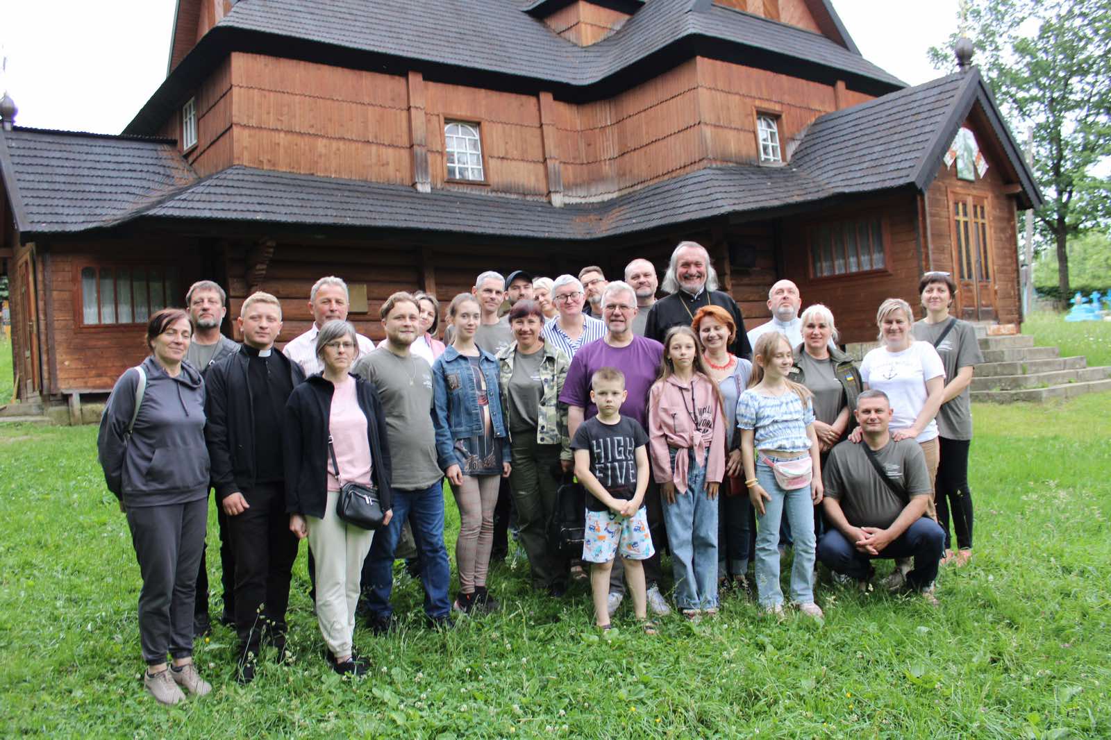 Реабілітаційно-відновлювальна школа для військових капеланів «Відновитися, щоб надихати інших!» на парафії села Криворівня