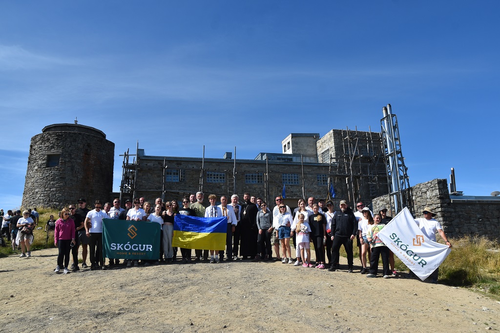 Владика Юліан здійснив освячення бібліотеки та читального залу в приміщенні обсерваторії на горі Попиван