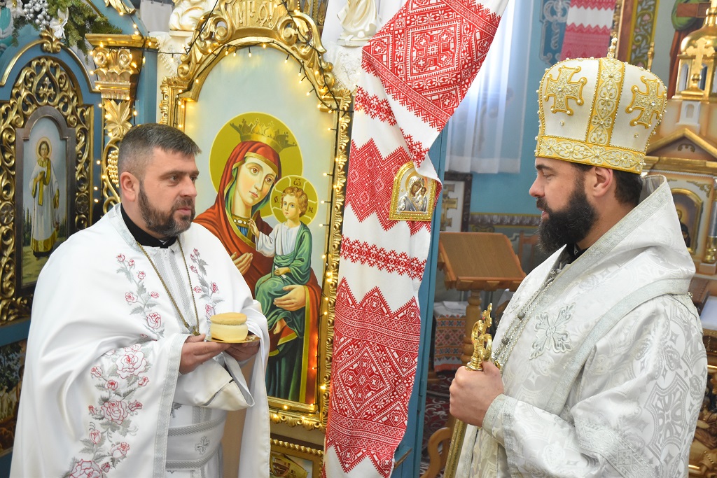 Правлячий Архієрей здійснив освячення нового Престолу Храму села Лісна Велесниця