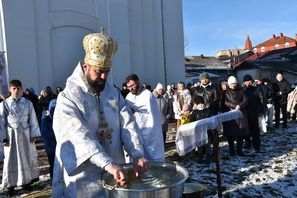 Архієрейське служіння в неділю перед Богоявленням
