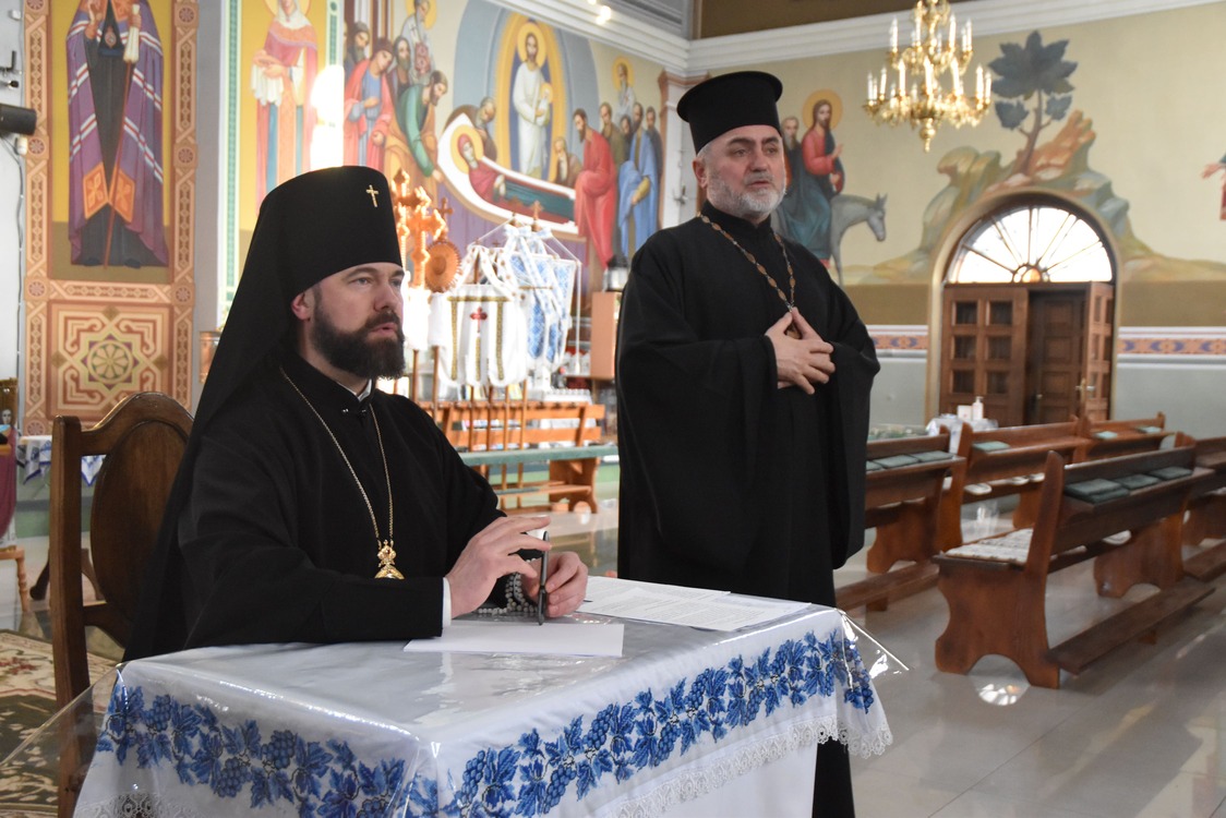 Правлячий Архієрей провів збори духовенства Косівського благочиння