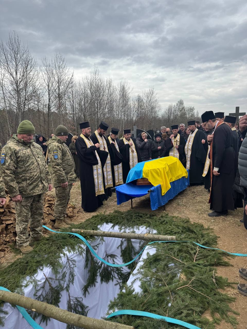 Похорон загиблого воїна Української Армії Андрія Варчука