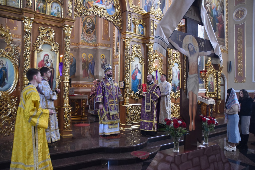Архієрейське служіння у Великий Четвер