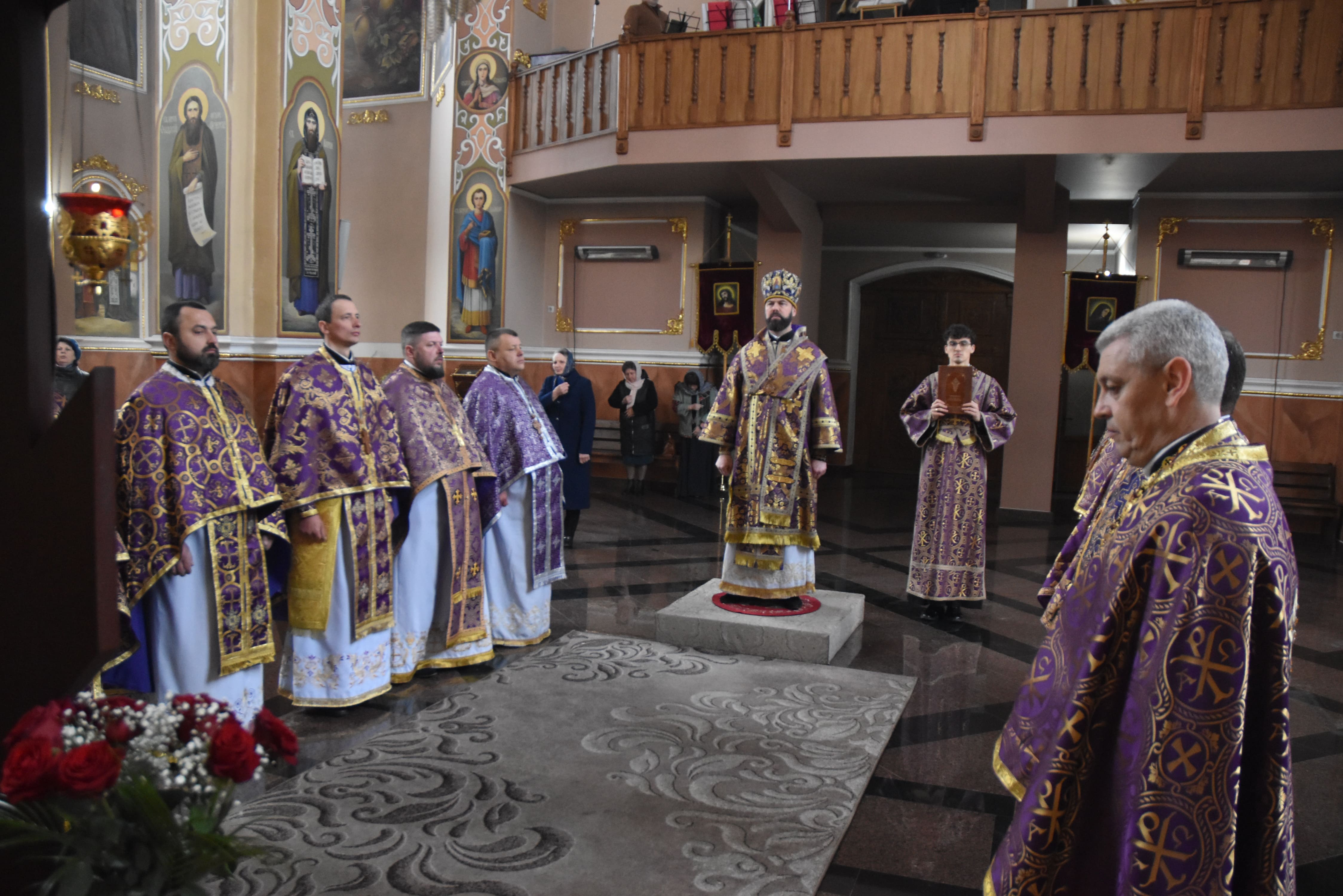 Керуючий Коломийською Єпархією звершив Божественну Літургію Ранішосвячених Дарів у Великий Понеділок