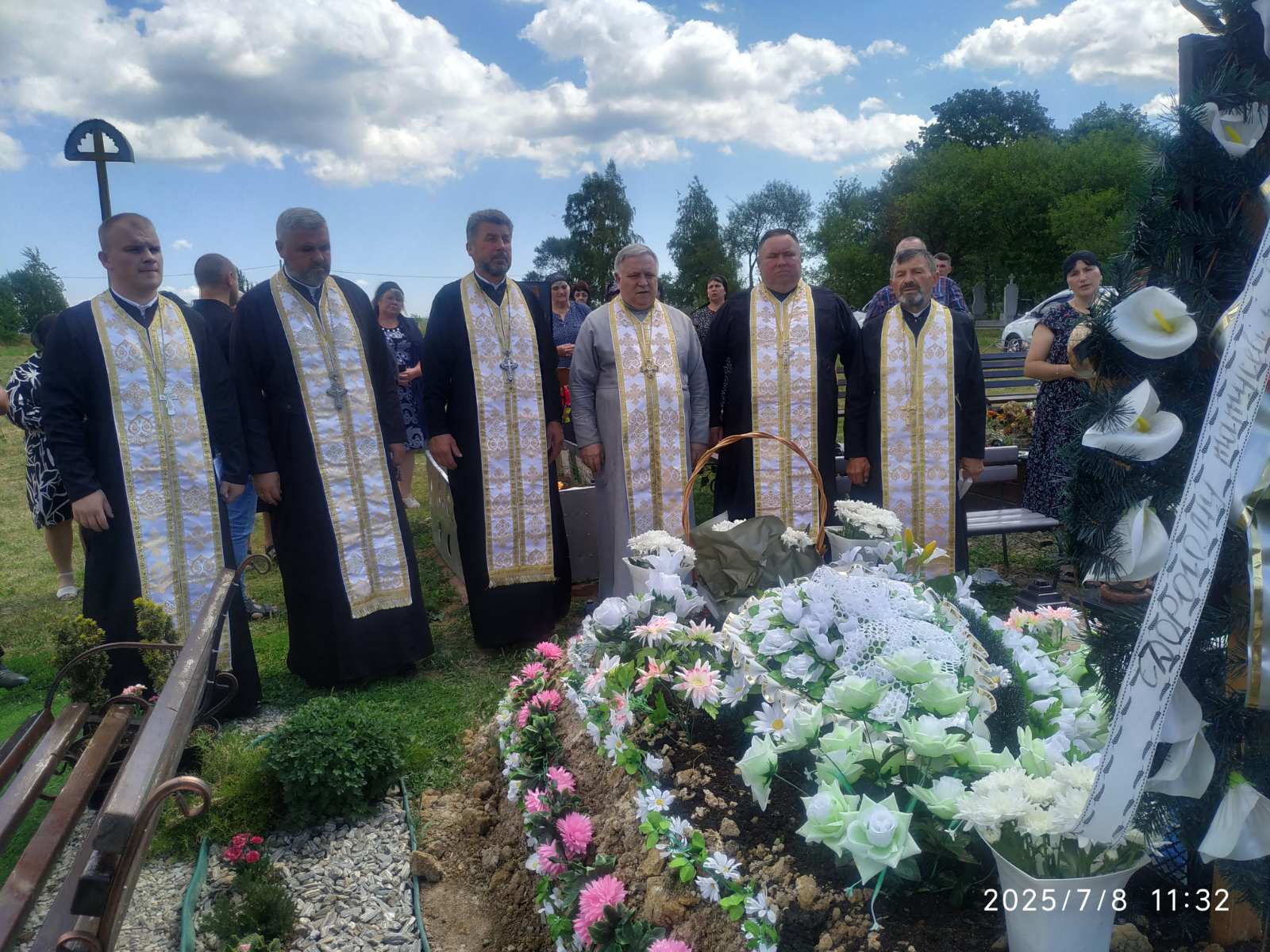 Заупокійне богослужіння за спочилим митр. прот. Василем Кіндратюком у 40-й день від дня його упокоєння