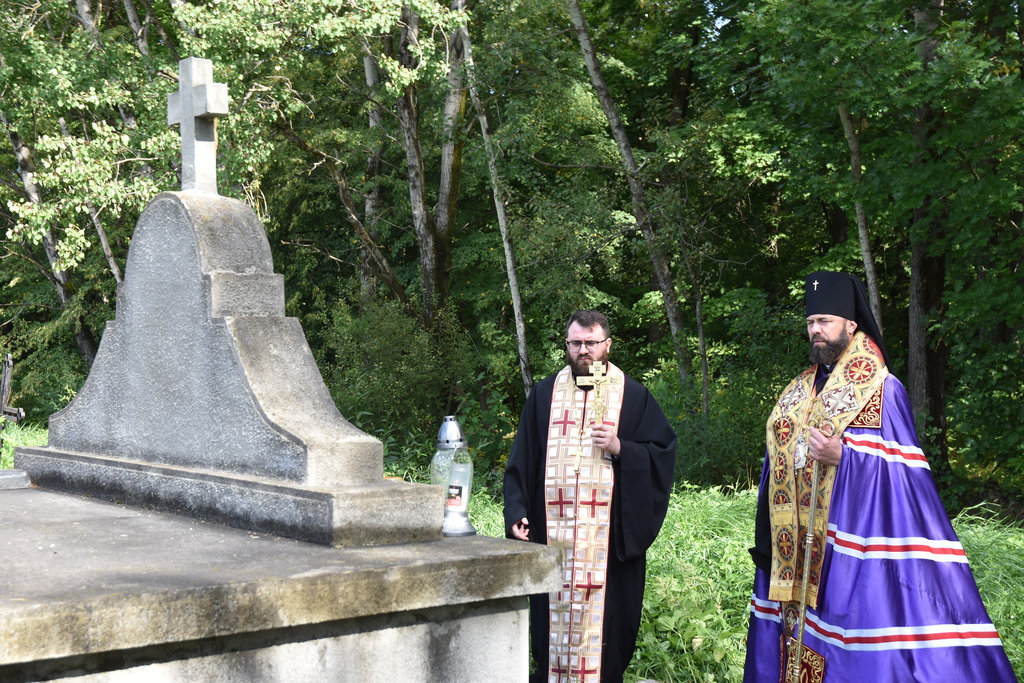 Керуючий Коломийською Єпархією звершив Панахиду за спокій душі великого українського композитора та музикознавця Олександра Козаренка