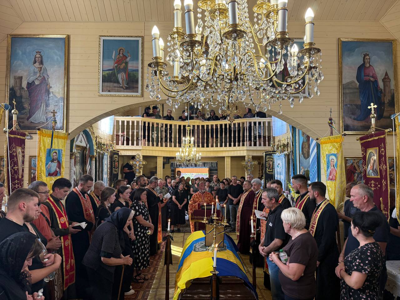 Похорон воїна Української Армії Дмитра Григоріва  у селі Старий Гвіздець