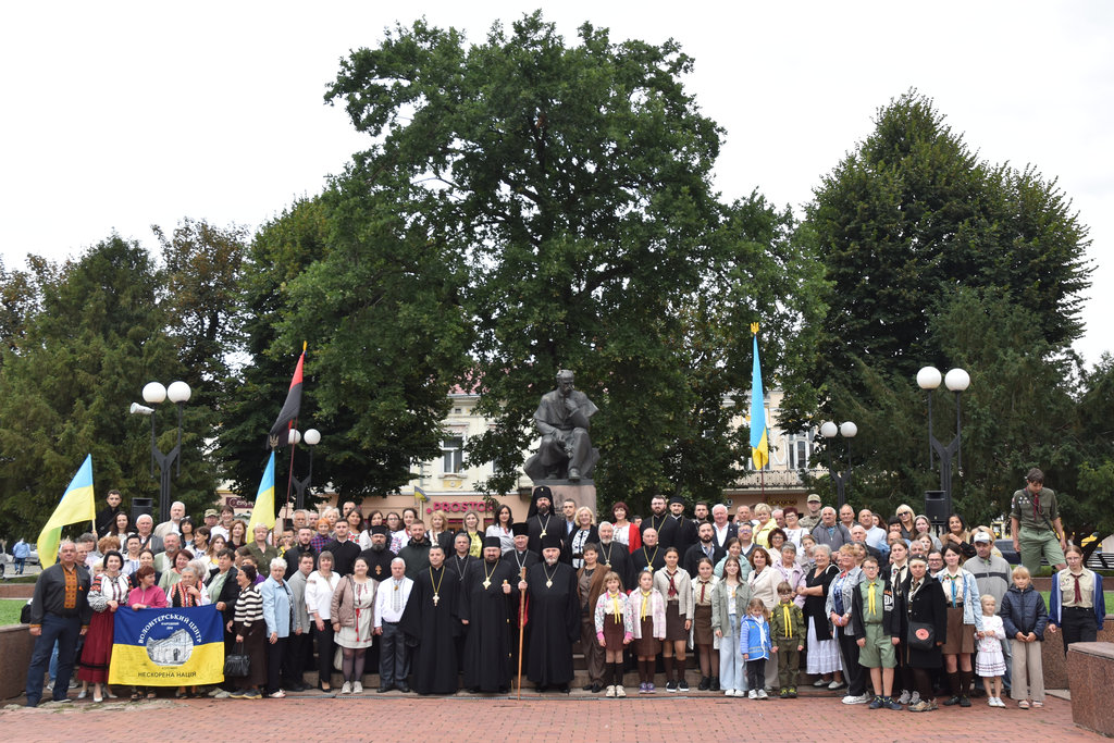 Архієпископ Юліан взяв участь в урочистостях з нагоди 34-ї річниці відновлення Незалежності України