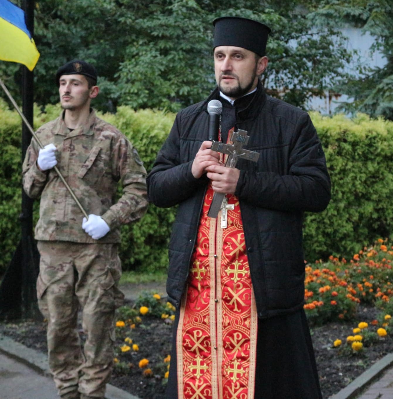 Панахида за полеглих захисників і захисниць України в місті Коломия