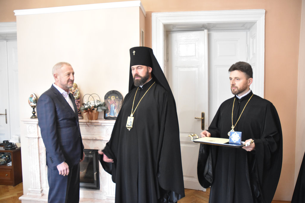 Владика Юліан нагородив Михайла Олексійовича Балуха високою церковною нагородою