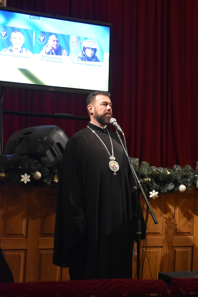 Правлячий Архієрей взяв участь у представленні Звіту Коломийського міського голови Богдана Станіславського