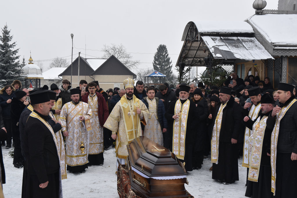 Владика Юліан очолив Чин Похорону митр. прот. Степана Губерната