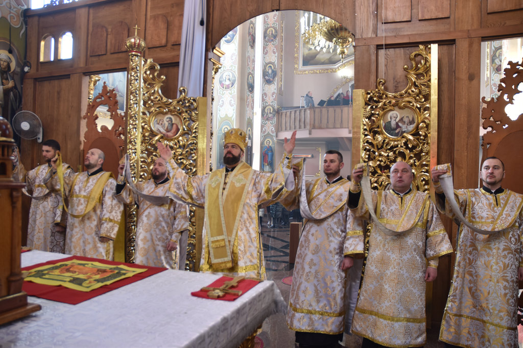 Неділя про митаря і фарисея