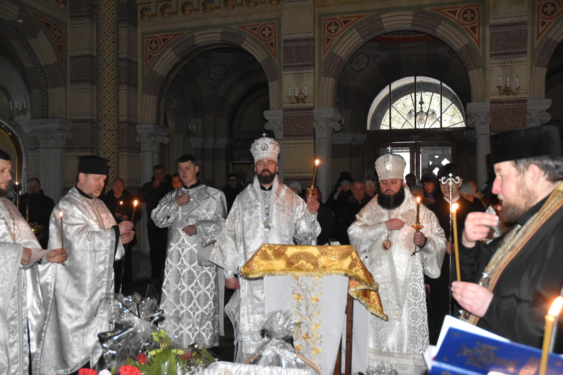 Владика Юліан взяв участь у Чині похорону професора Василя Олексійовича Балуха