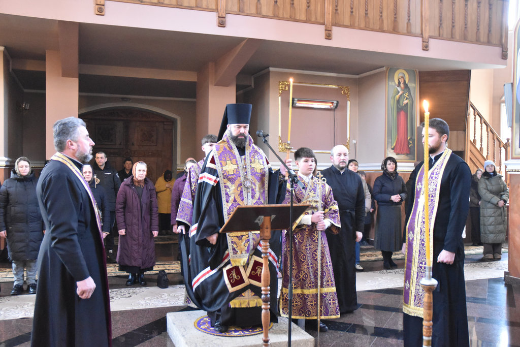 Владика Юліан звершив Велике Повечір’я із читанням першої частини Покаянного Канону Преподобного Андрія Критського