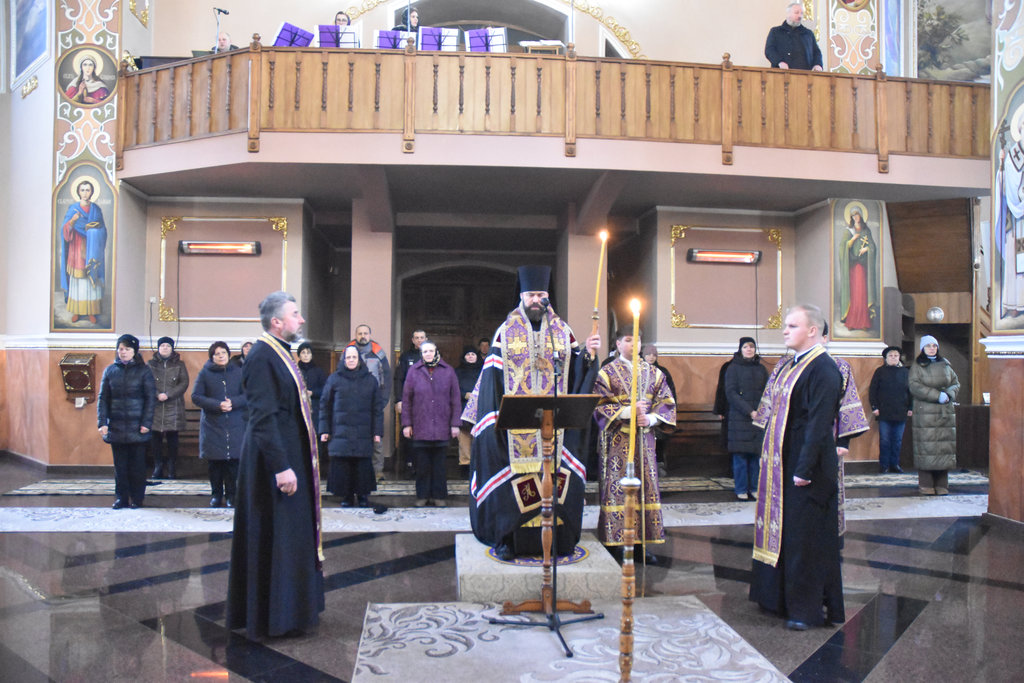Велике Повечір’я із читанням третьої частини Великого Покаянного Канону Преподобного Андрія Критського