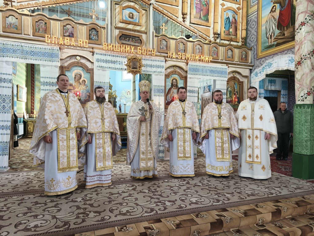 Заупокійне богослужіння за спочилим митр. прот. Михайлом Купчаком у першу річницю від дня його упокоєння