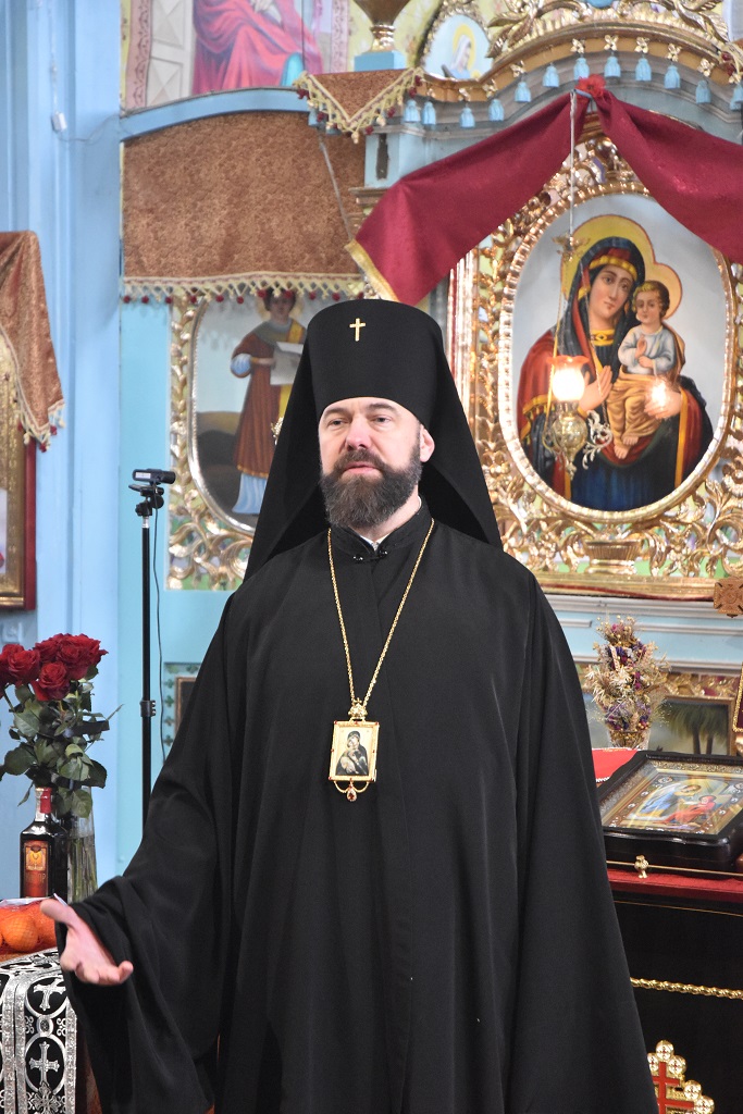 Правлячий Архієрей провів збори релігійної громади Храму села Вербовець