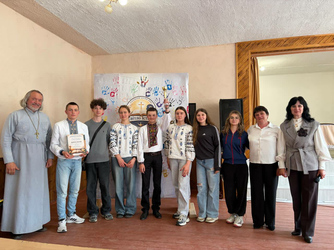 Біблієзнавчий брейн-ринг у ліцеї села Криворівня