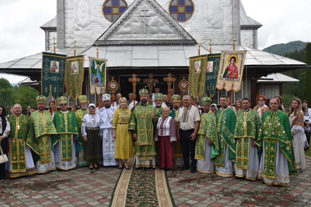 Урочисте Архієрейське богослужіння з нагоди престольного свята та 100-літнього Ювілею Храму села Яворів