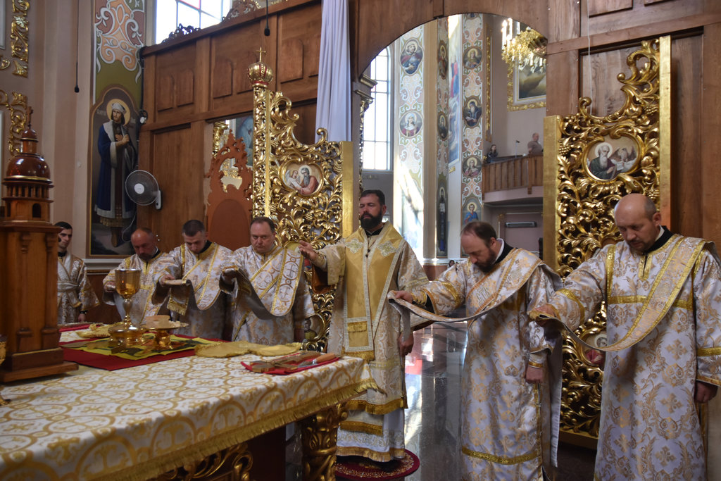 Архієрейське служіння в неділю 8-му після П’ятидесятниці