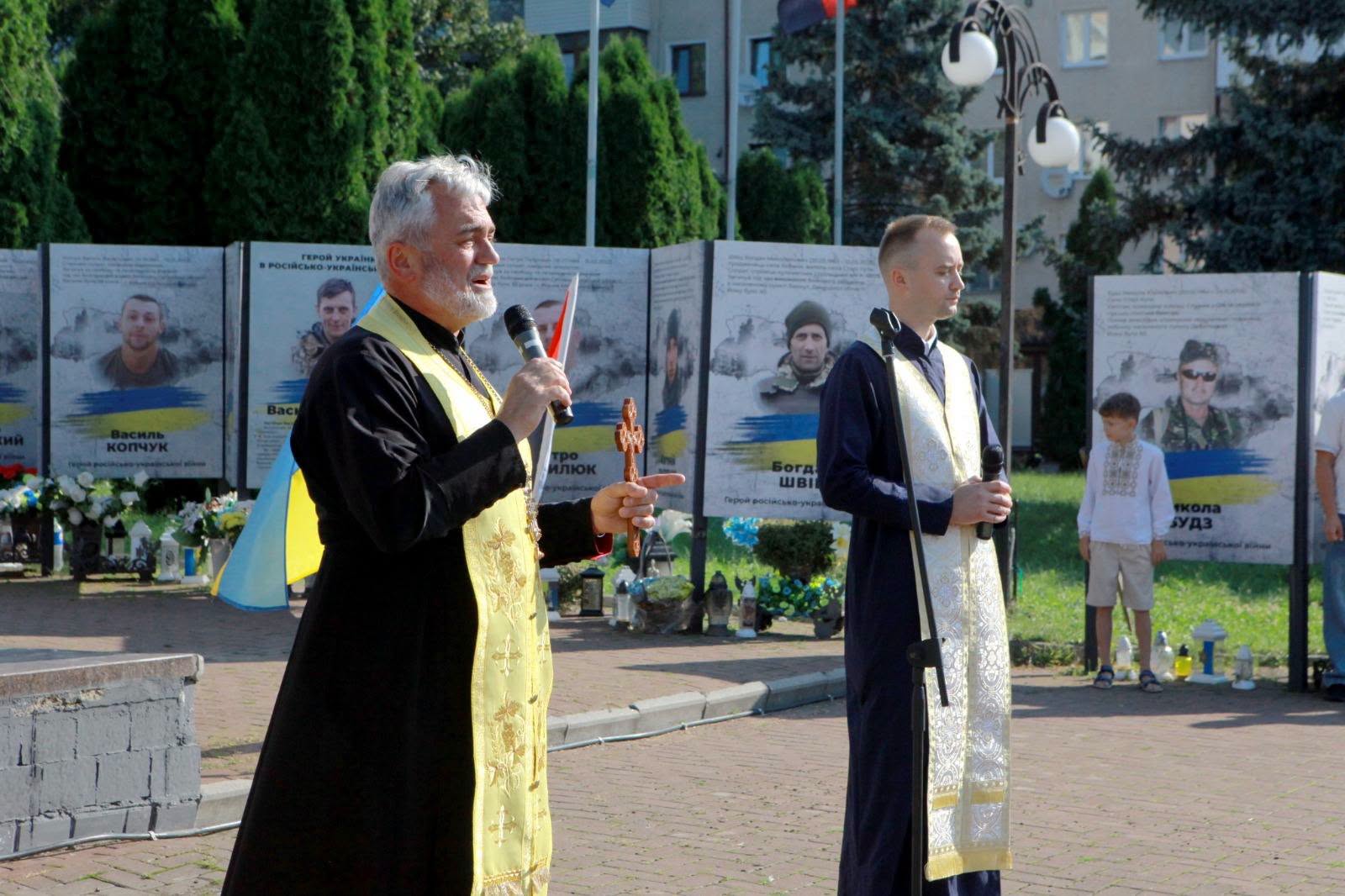 Урочистості з нагоди Дня Української Державності та вшанування 31-ї річниці з дня упокоєння Патріарха Володимира Романюка у місті Косів