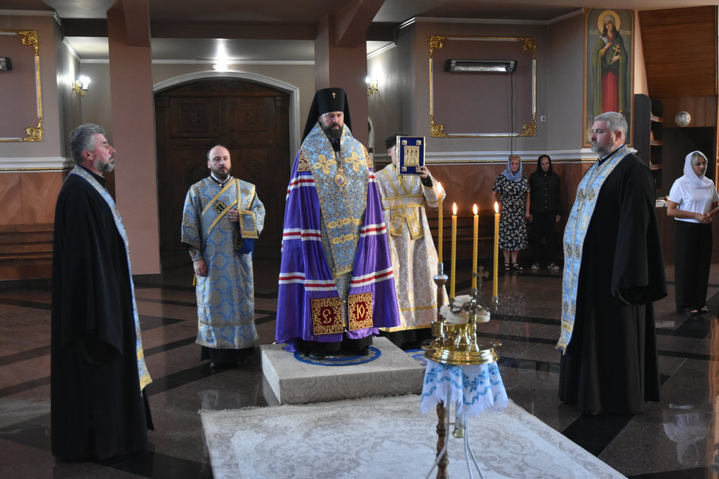 Урочиста Всеношна напередодні величного свята Успіння Пресвятої Богородиці